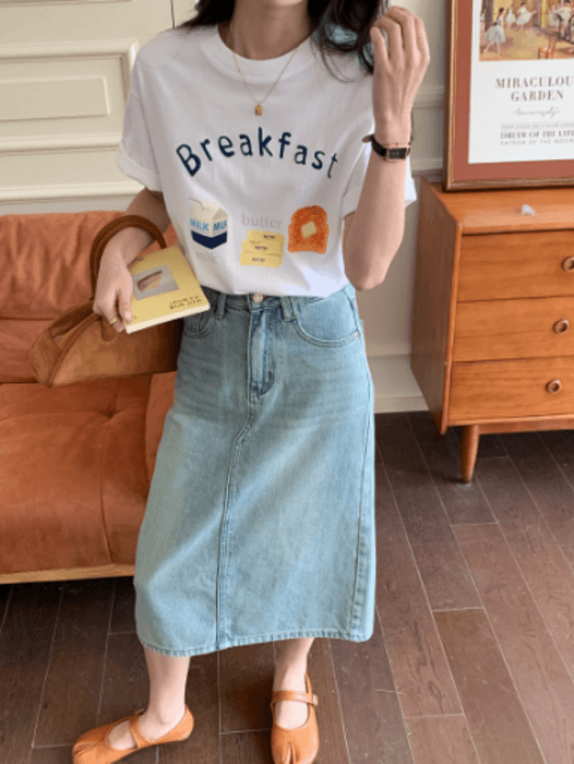 骨格ストレートフロントロゴ半袖Tシャツトップス