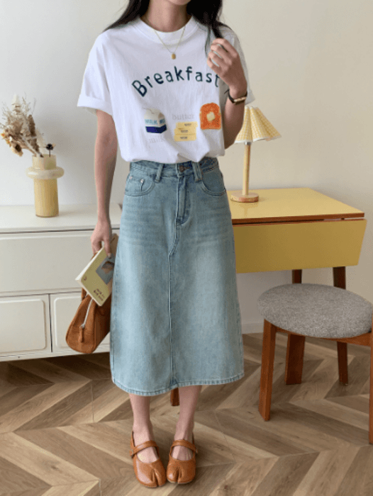骨格ストレートフロントロゴ半袖Tシャツトップス