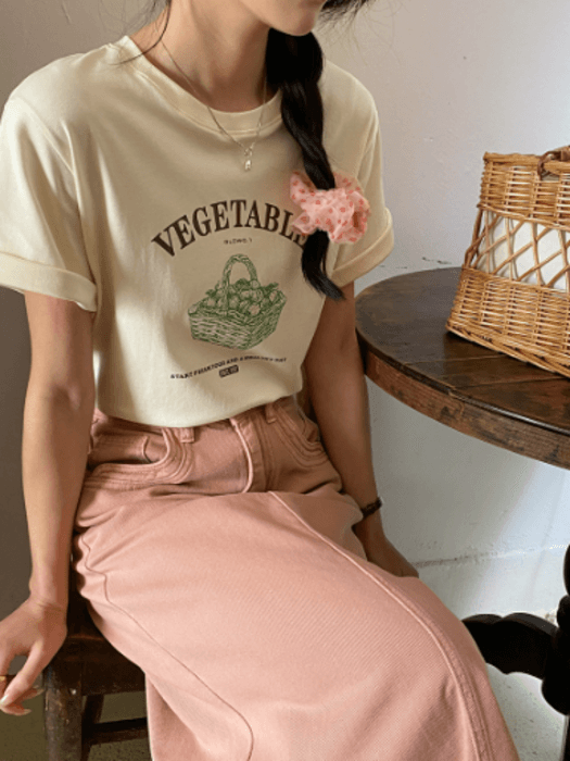 骨格ストレートカラーロゴTシャツトップス