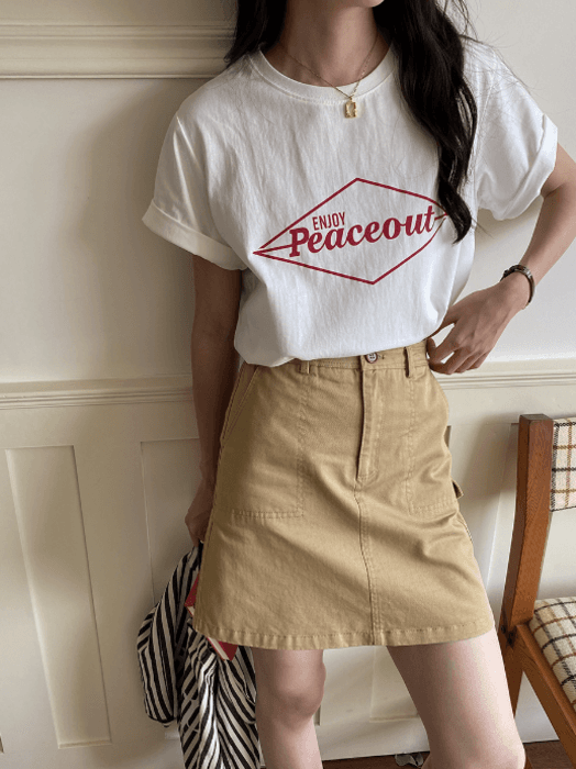 骨格ストレートロゴデザイン半袖Tシャツトップス