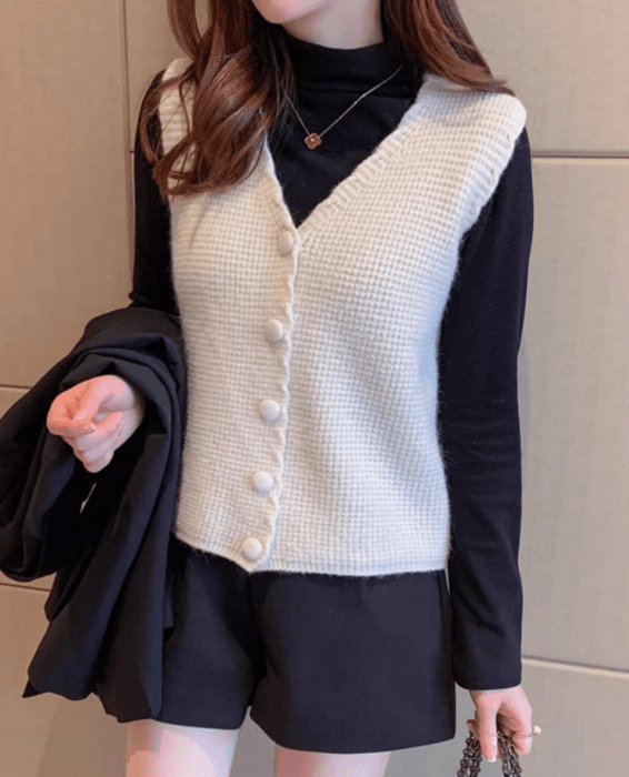 骨格ストレートVネックニットベスト