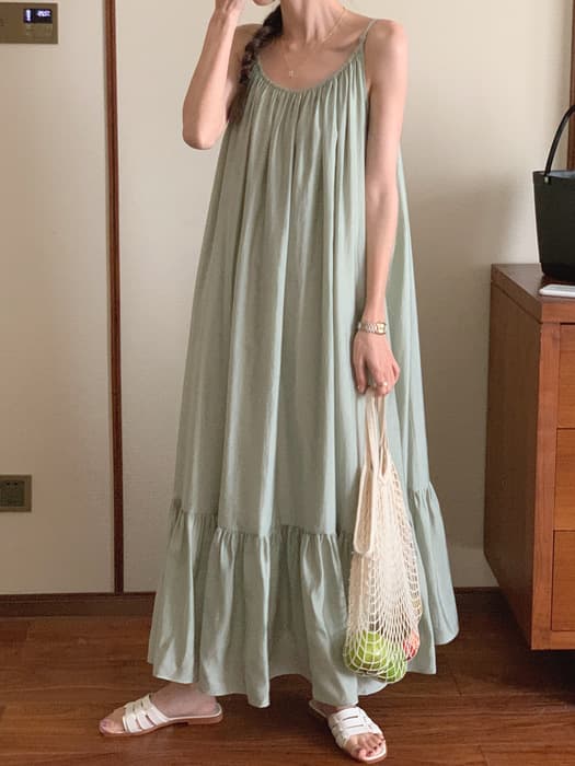 骨格ストレートティアードキャミワンピース