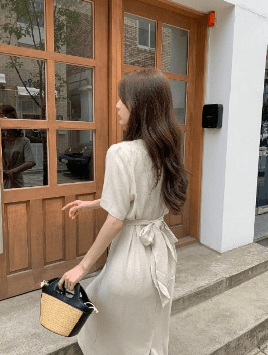 骨格ストレートフロントタックロングワンピース