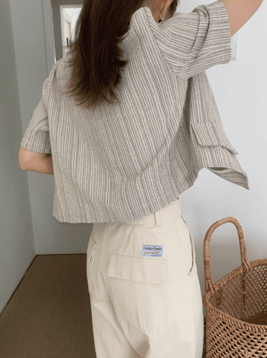 骨格ストレートストライプショートジャケット