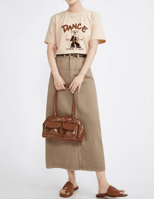骨格ストレートバックスリットデニムスカート