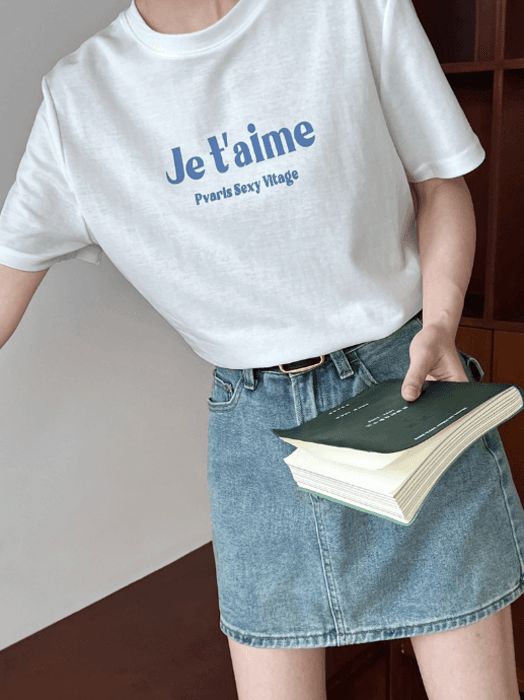 骨格ストレートJe t'aimeプリントTシャツトップス