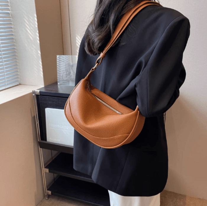 骨格ストレートハーフムーンショルダーバッグ