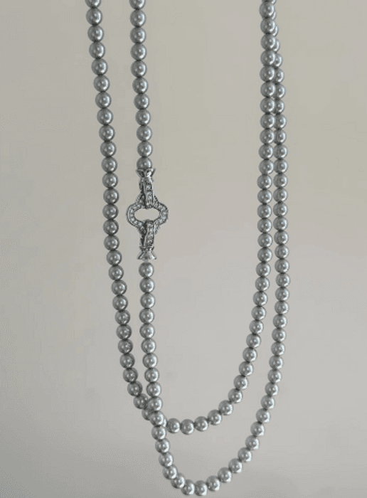骨格ストレートパールロングチェーンネックレス
