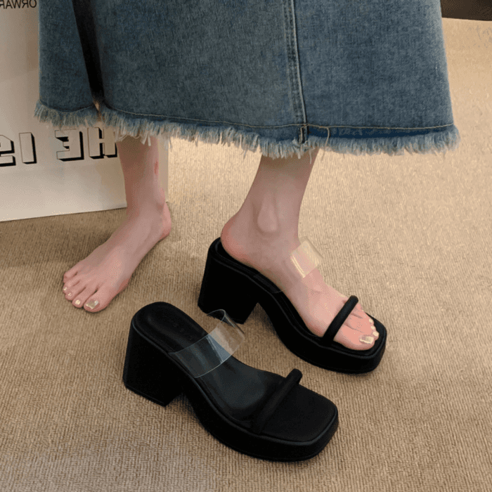 骨格ストレートクリアベルトサンダル