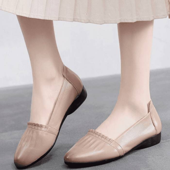 骨格ストレートローヒールパンプス