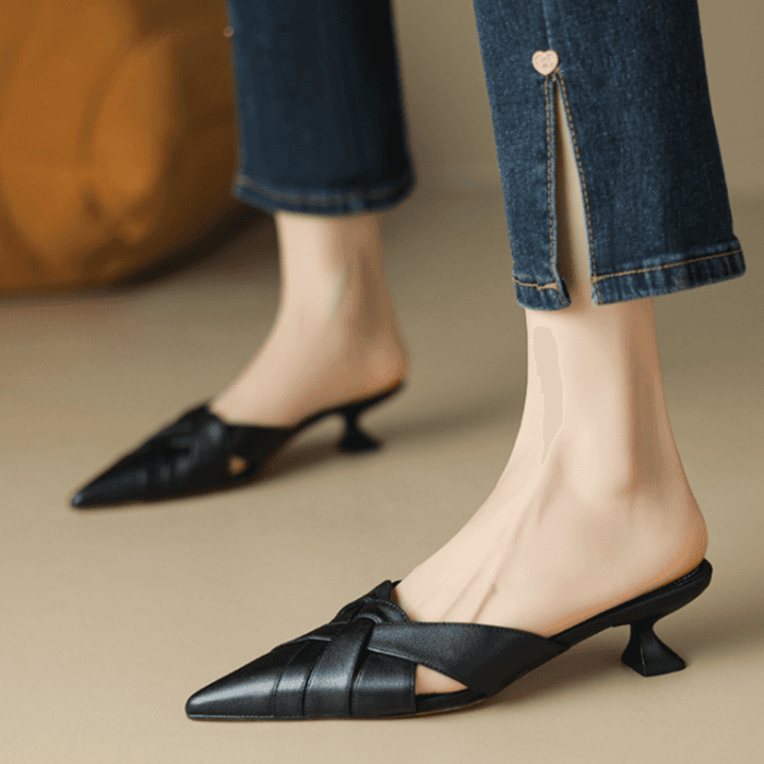 骨格ストレートミュールパンプス