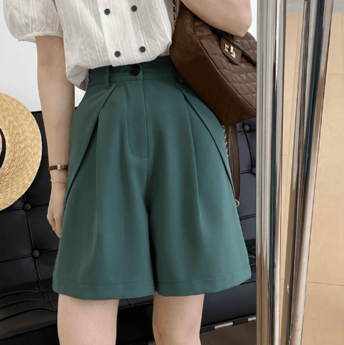 骨格ストレートワンタックハーフパンツ