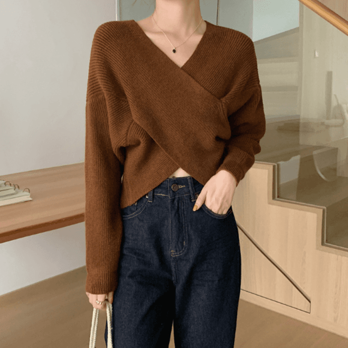 骨格ストレートクロスデザインニットトップス