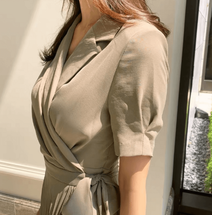 骨格ストレートカシュクールプリーツロングワンピース