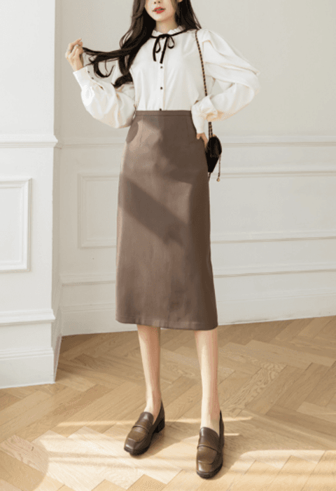 骨格ストレートタイトスカート