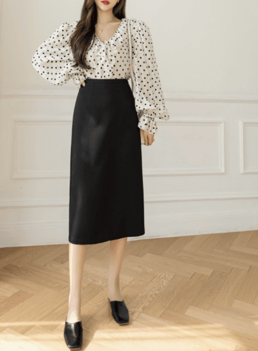 骨格ストレートタイトスカート