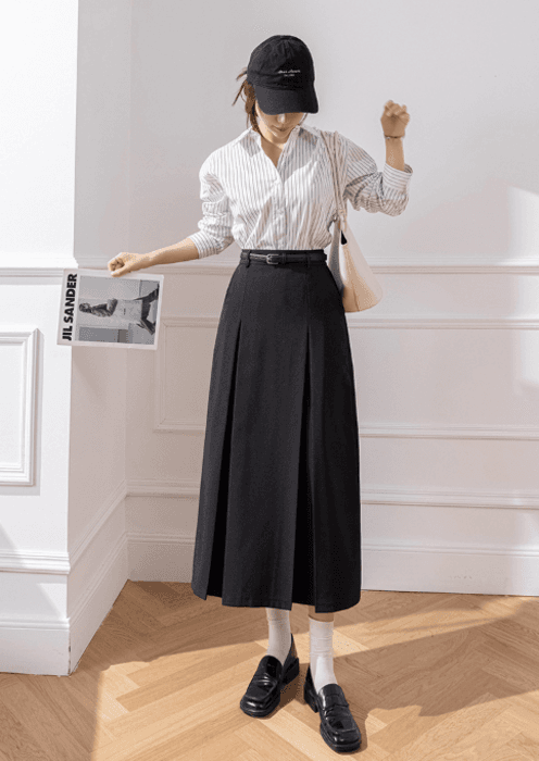 骨格ストレートベルト付きフレアスカート