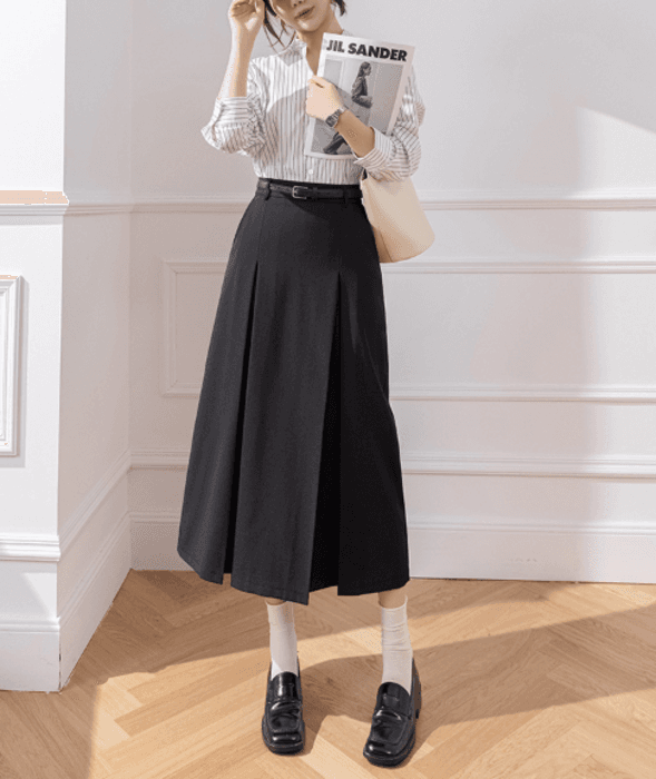 骨格ストレートベルト付きフレアスカート