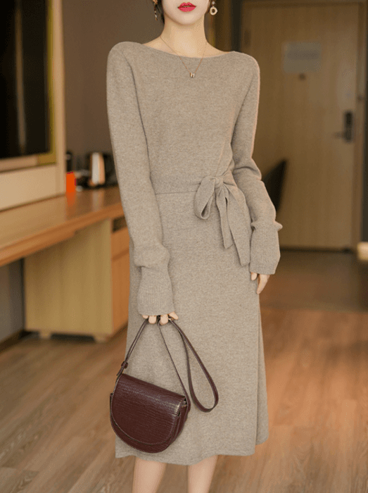 骨格ストレートボートネックウエストリボンIラインワンピース