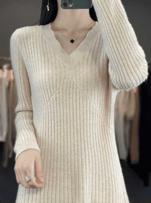 骨格ストレートVネックニットロングワンピース