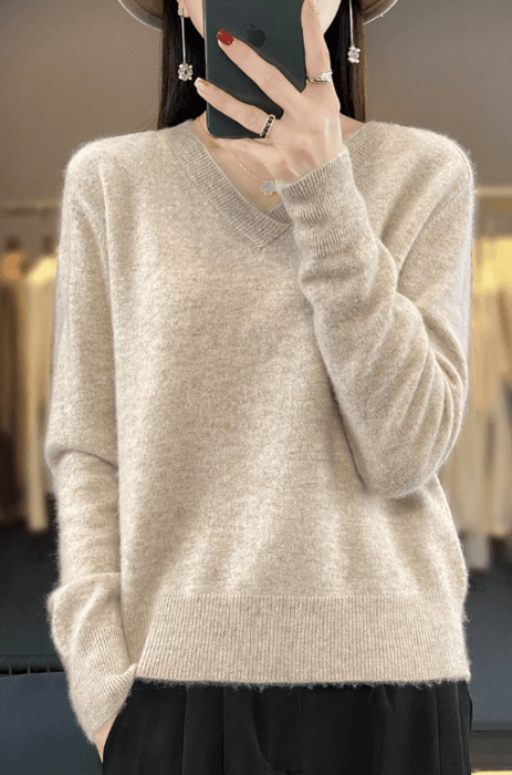 骨格ストレートVネックニットトップス