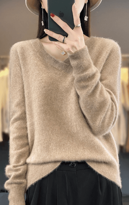 骨格ストレートVネックニットトップス