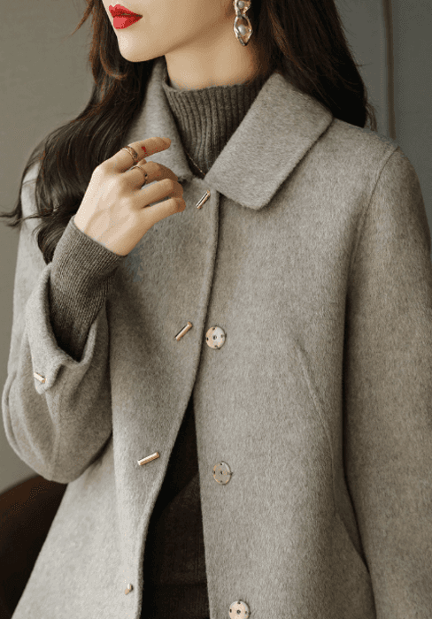 骨格ストレートミドル丈ステンカラーコート