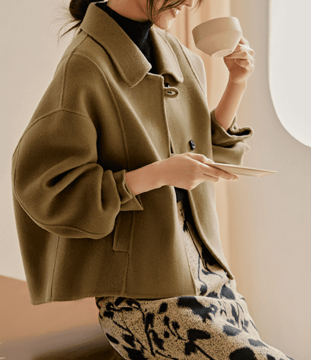 骨格ストレートボタンショートコート