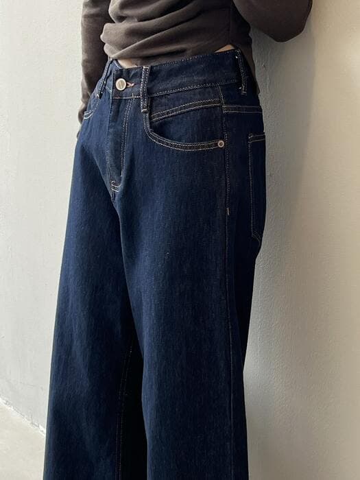 骨格ストレートワイドデニムパンツ