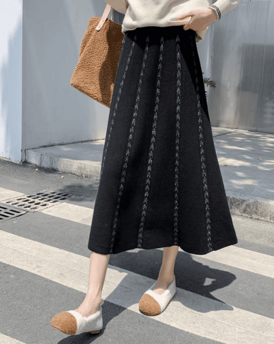 骨格ストレートニットフレアスカート