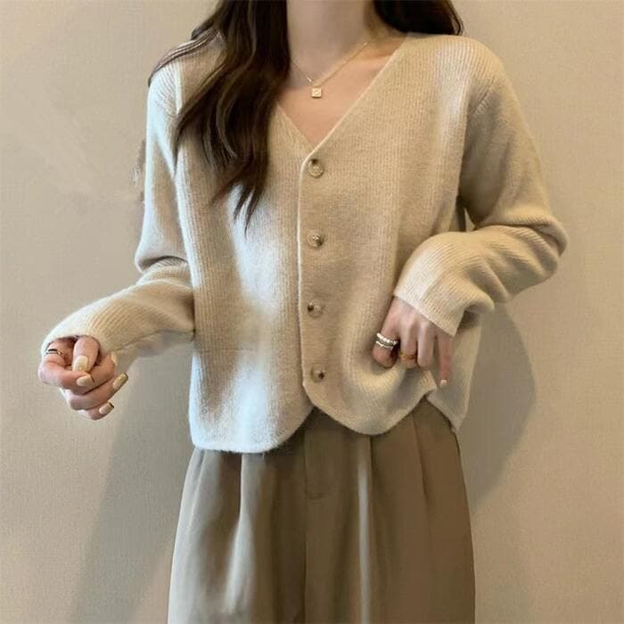 骨格ストレートVネックシンプルニットカーディガン