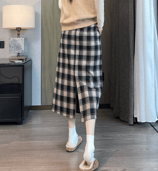 骨格ストレートバックススリットチェックIラインスカート