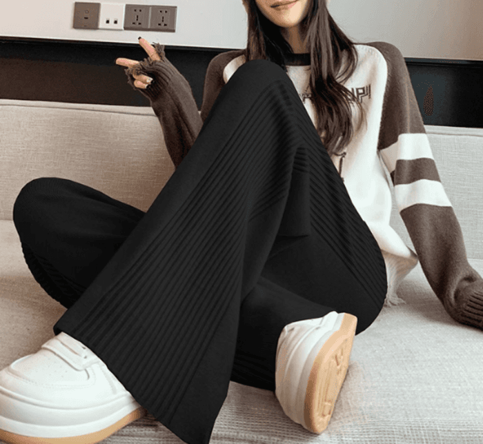 骨格ストレートサイドプリーツニットワイドパンツ