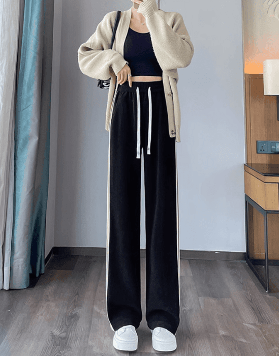骨格ストレートサイドラインスウェットパンツ
