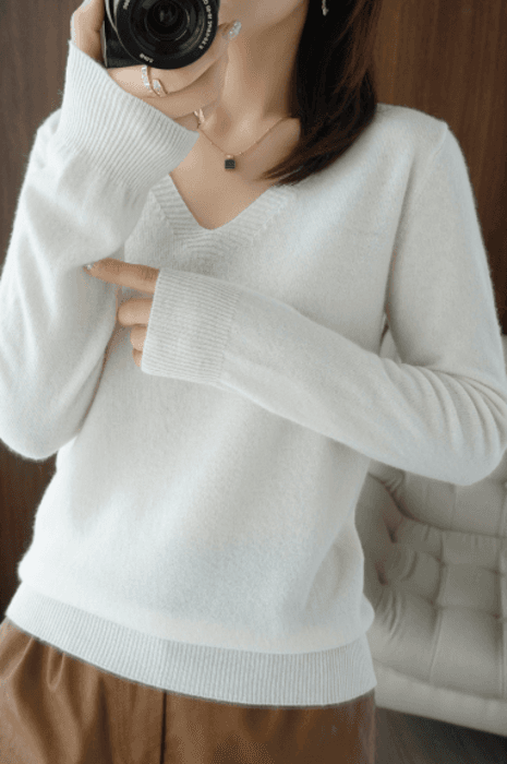 骨格ストレートVネックカラーニットトップス
