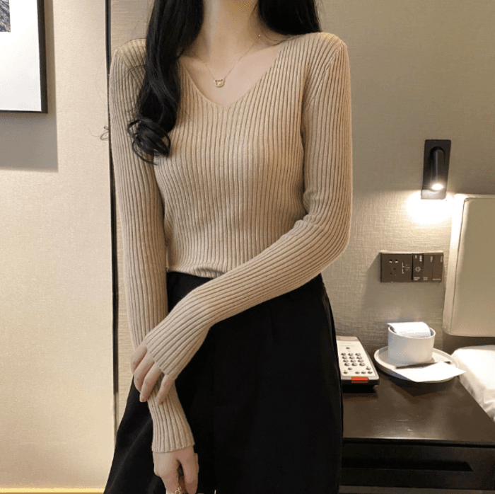 骨格ストレートVネックハイゲージニットトップス
