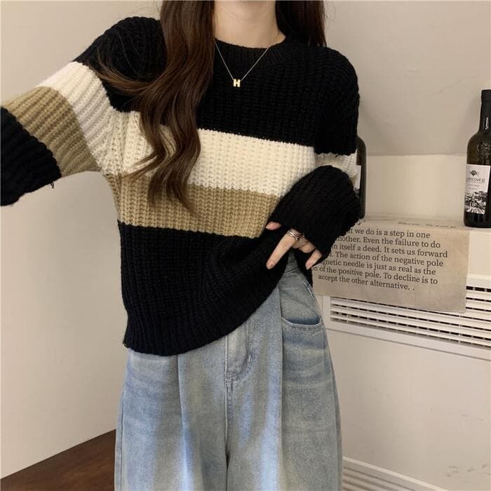 骨格ストレート配色ラインニットトップス