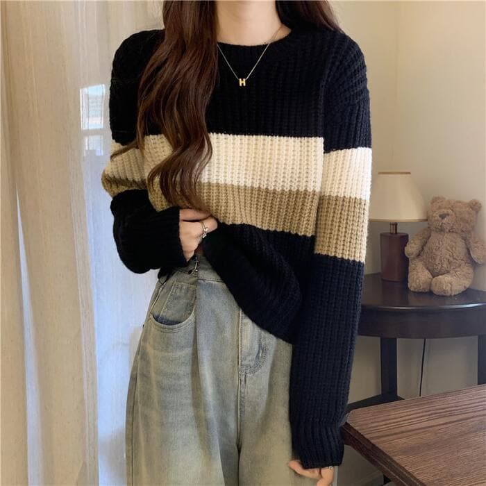 骨格ストレート配色ラインニットトップス
