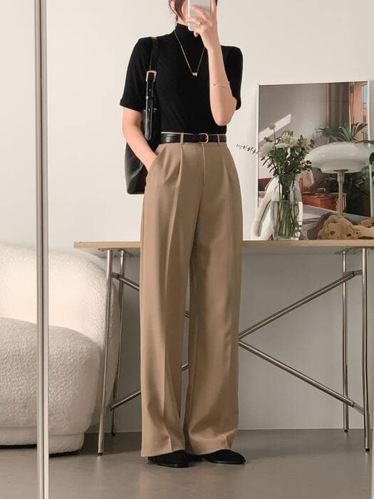 骨格ストレートセンタープレスカラースラックスパンツ