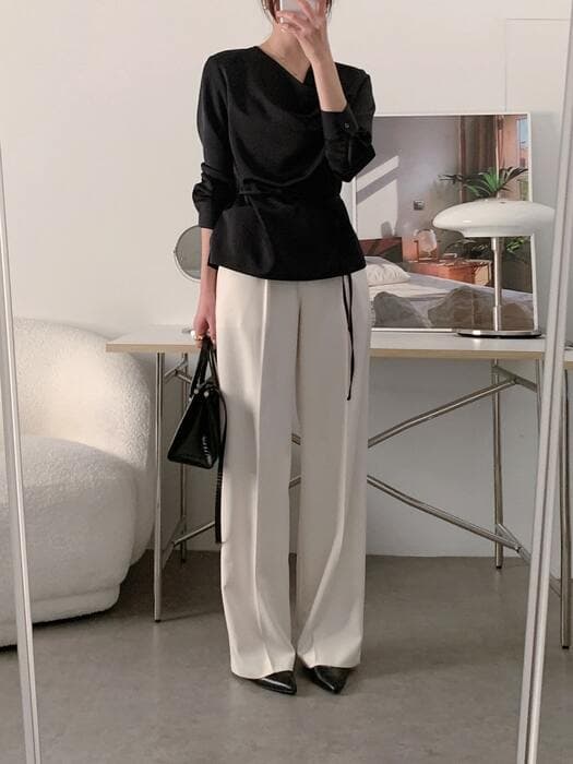 骨格ストレートセンタープレスカラースラックスパンツ