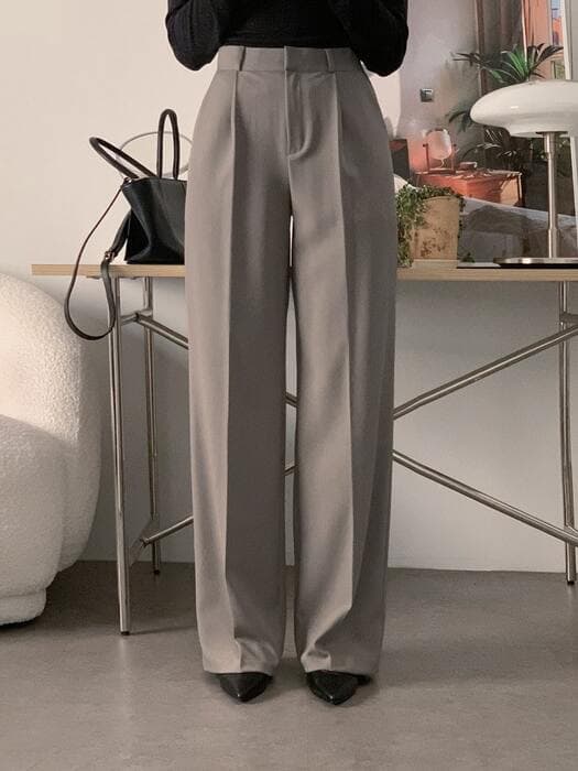 骨格ストレートセンタープレスカラースラックスパンツ