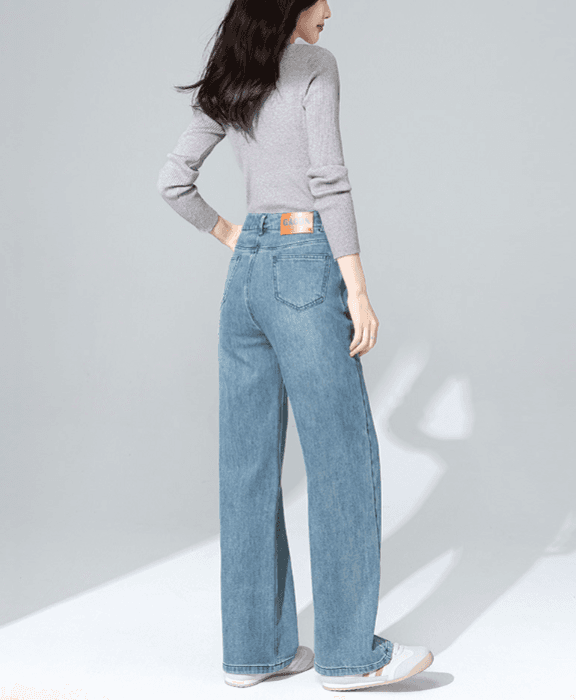 骨格ストレートシンプルブルーワイドデニム