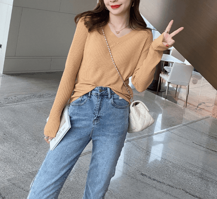 骨格ストレートVネックリブニットトップス