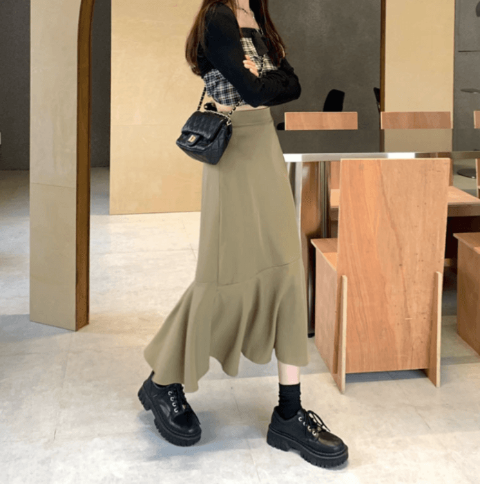 骨格ストレート裾切り替えマーメイドスカート