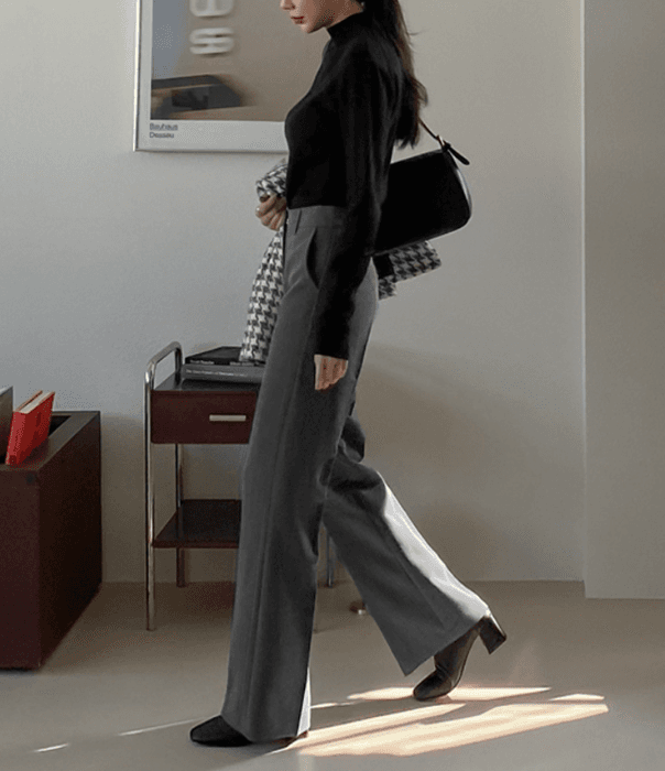 骨格ストレートノータックスリムフィットパンツ
