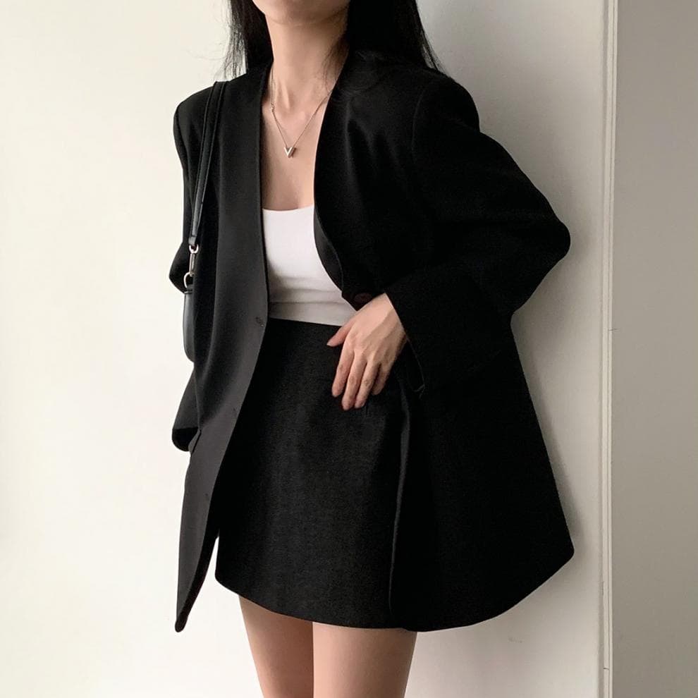 骨格ストレートノーカラージャケット