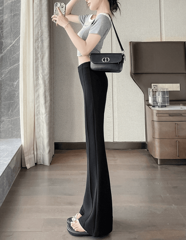 骨格ストレートフレアサマーパンツ