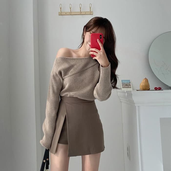 骨格ストレートスリット入りスカート