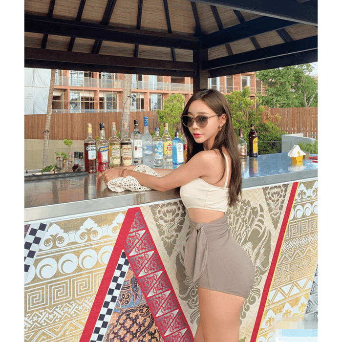 骨格ストレートサイドリボン水着