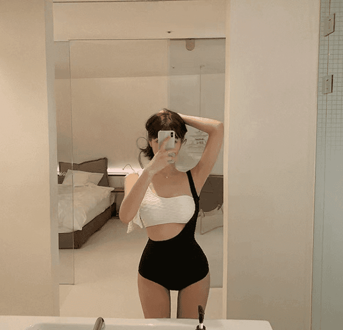 骨格ストレートサイドリボンワンピース水着